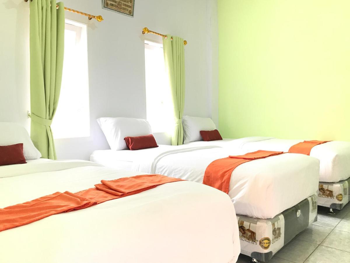 Panorama Guest House Syariah Berastagi Exterior foto